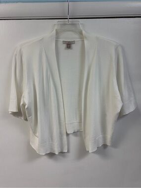 Roz & Ali White Open-Front Short Sleeve Shrug